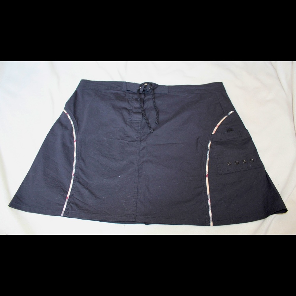 Burberry Golf Skirt